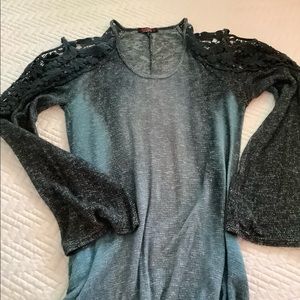 T Party long sleeve knit top